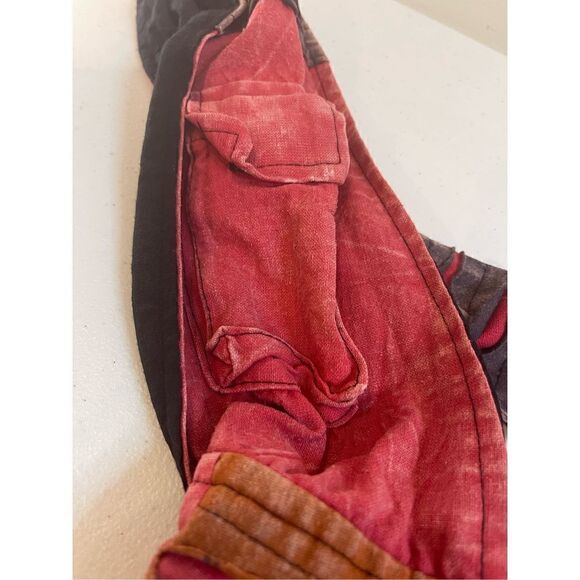 All That Jazz hobo boho peace red crossbody bag - Picture 5 of 10